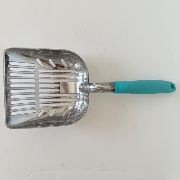 DuraScoop Metal Cat Litter Scoop with Teal Handle - Picture 10 of 10